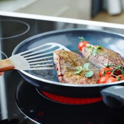 GreenPan Cambridge Koekenpan 28cm - Zwart - Inductie - PFAS-vrij 32 GreenPan Cambridge Koekenpan 28cm - Zwart - Inductie - PFAS-vrij -Aanbiedingen Keukengerei Winkel 1200x1199 5