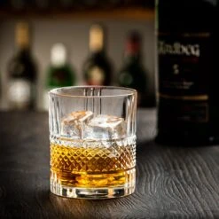 Kristal Superior Whiskey Glazen Set In Luxe Geschenkdoos By GDLF® - Whiskey Set - Hoogwaardig 100% Lood-Vrij Kristal - Made In Europa - Luxe Waterglazen - Gin Tonic Glazen - Cocktailglazen - Likeurglazen - Whisky Glazen - Cadeau Voor Man & Vrouw -Aanbiedingen Keukengerei Winkel 1200x1200 1154