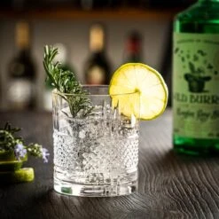 Kristal Superior Whiskey Glazen Set In Luxe Geschenkdoos By GDLF® - Whiskey Set - Hoogwaardig 100% Lood-Vrij Kristal - Made In Europa - Luxe Waterglazen - Gin Tonic Glazen - Cocktailglazen - Likeurglazen - Whisky Glazen - Cadeau Voor Man & Vrouw -Aanbiedingen Keukengerei Winkel 1200x1200 1156