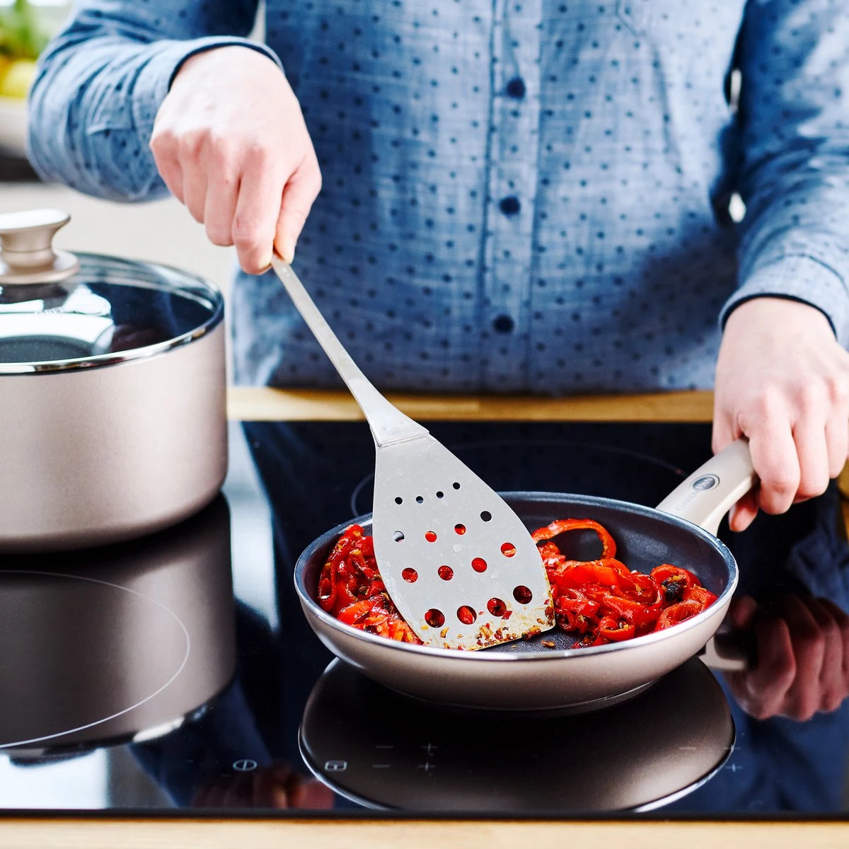 GreenPan Cambridge Koekenpan 28cm - Brons - Inductie - PFAS-vrij 2 GreenPan Cambridge Koekenpan 28cm - Brons - Inductie - PFAS-vrij - Afbeelding 2