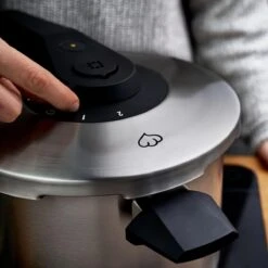 Springlane Roestvrijstalen Snelkookpan - Inductie - Pressure Cooker - 6,0 L Met Stoommand -Aanbiedingen Keukengerei Winkel 1200x1200 690