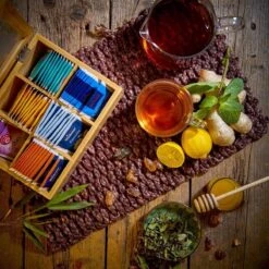 Bambuswald© Houten Theedoos Met 6 Vakken Gemaakt Van 100% Duurzame Bamboe 17 Bambuswald© Houten Theedoos Met 6 Vakken Gemaakt Van 100% Duurzame Bamboe -Aanbiedingen Keukengerei Winkel 1200x1200 972