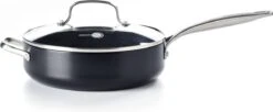 GreenPan Copenhagen Stoofpan Met Deksel En Extra Handvat 28cm/4.3L -Aanbiedingen Keukengerei Winkel 1200x497 1