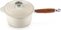 Le Creuset Steelpan - Met Deksel - Tradition - Meringue - ø 18 Cm / 1.8 Liter -Aanbiedingen Keukengerei Winkel 1200x594 1