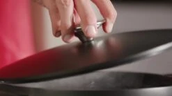 Tefal Trattoria Braadpan - Ø28 Cm - Inclusief Deksel -Aanbiedingen Keukengerei Winkel 1200x674 4