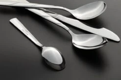 Swiss Pro+ Bestekset In Koffer-72 Delig-12 Persoons-Zwitsers Kwaliteit-Complete Set-100% Roestvrijstaal-Modern -Aanbiedingen Keukengerei Winkel 1200x799 1