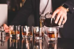 VDN Donella Whiskey Glazen Set Handgeblazen - 4 Whiskeyglazen – Tumbler - Loodvrij Kristal Glas -Aanbiedingen Keukengerei Winkel 1200x799 83