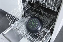 BK Easy Basic Ceramic Hapjespan Ø 28 Cm - Met Glazen Deksel - PFAS-vrij -Aanbiedingen Keukengerei Winkel 1200x804 4