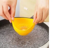 IGOODS 4 Pack Egg Poacher Cups - Perfect Gepocheerde Eieren - Egg Maker Niet-gepocheerde Eieren Cups BPA Gratis Siliconen Ei Poacher Cups Magnetron Ei Poacher- Ei Poacher Pan- Boiler Steamer- Magnetron Eieren -Aanbiedingen Keukengerei Winkel 1200x978 2